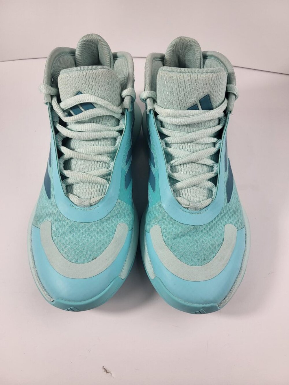 Adidas Bounce Legends Women's Hoops Sneakers - Flash Aqua / Teal Size 7